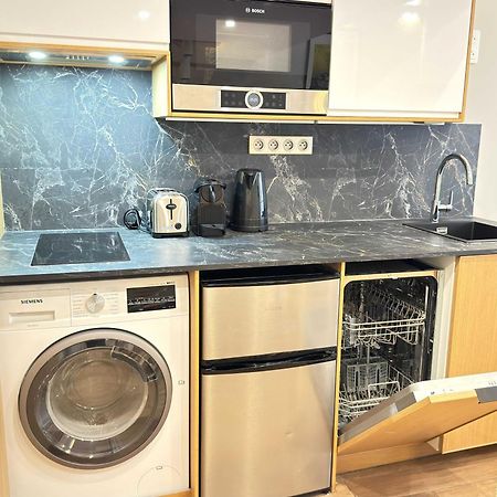 Elegant Apartment - 2Br-5P - Champs De Mars ปารีส ภายนอก รูปภาพ