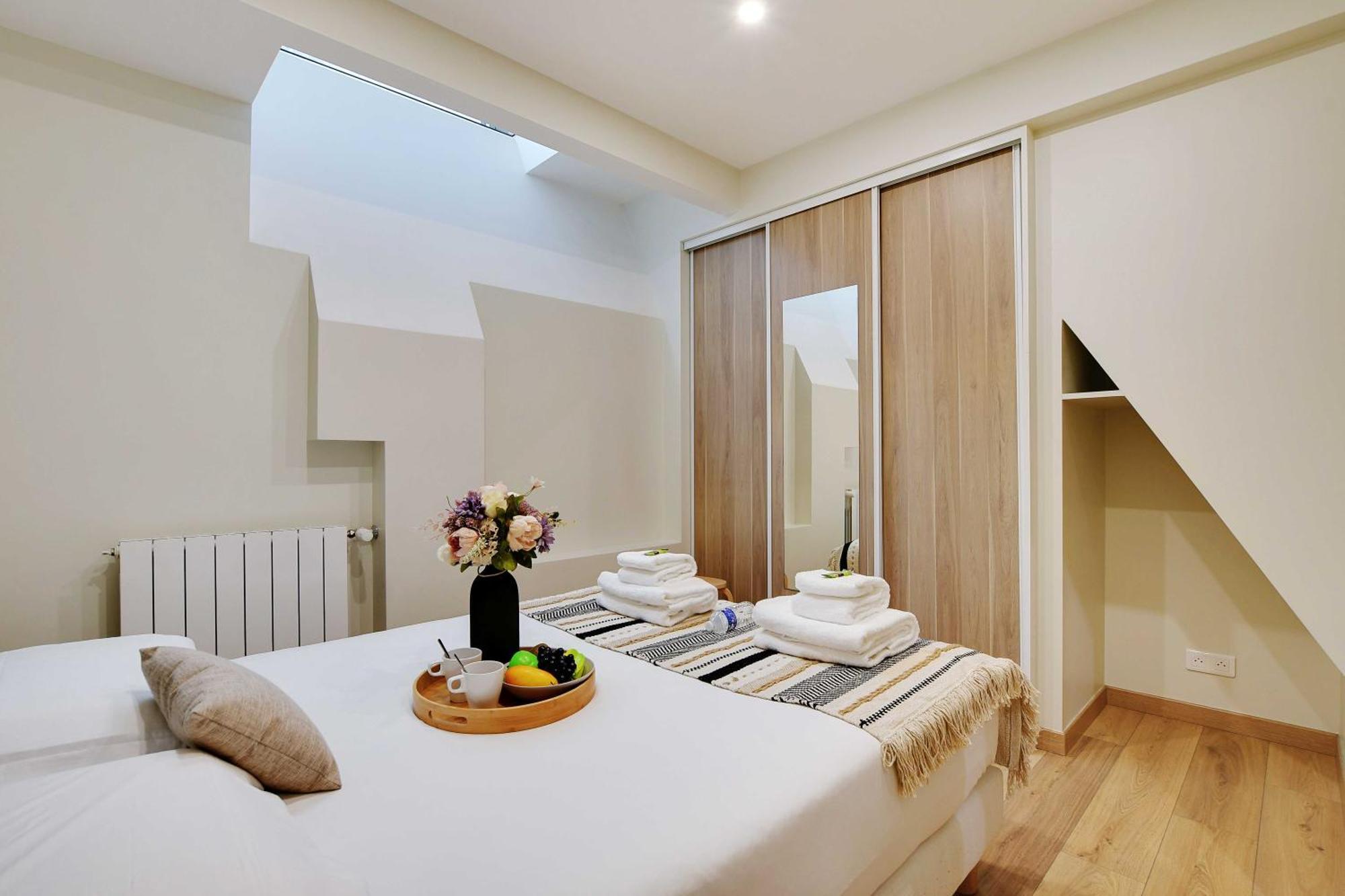 Elegant Apartment - 2Br-5P - Champs De Mars ปารีส ภายนอก รูปภาพ
